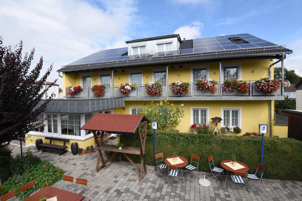 Hotel Hecht Garni Ingolstadt Extérieur photo